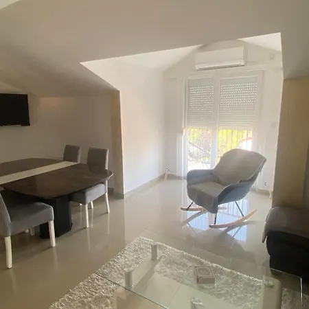 Djukic Apartman 2 Sabac Exterior photo